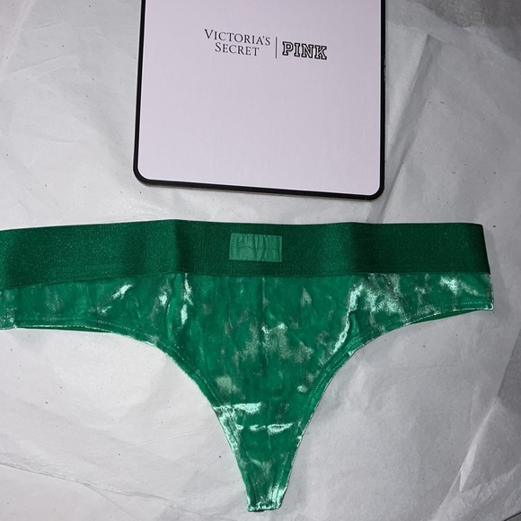 (M) UNISEX Victoria’s Secret VELVET THONG UNDERWEAR - Picture 4 of 16